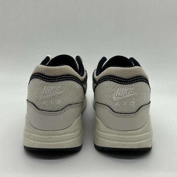 New Men’s Nike Air Max 1 '86 'World Make' White Black FN7652-030 NWOB - Picture 5 of 5